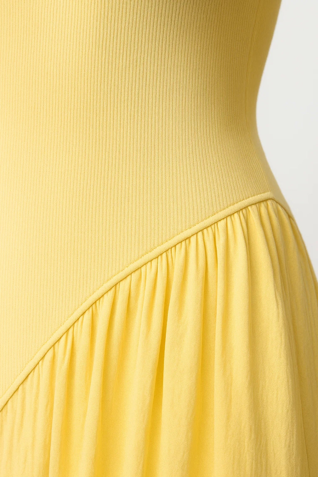 Dames Maxi Jurk Racerback met Wijdere Rok