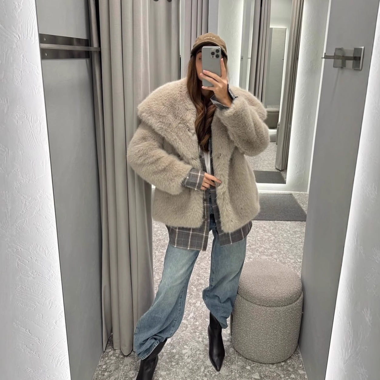 Dames Faux Fur Jas Kort Zacht Oversized - StudioMarella