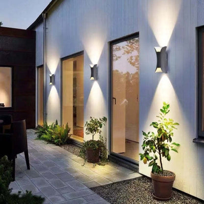Wandlamp Buiten Metaal Zwart Wit LED Modern Design Tuin Terras Ingang Gevel Sfeervol