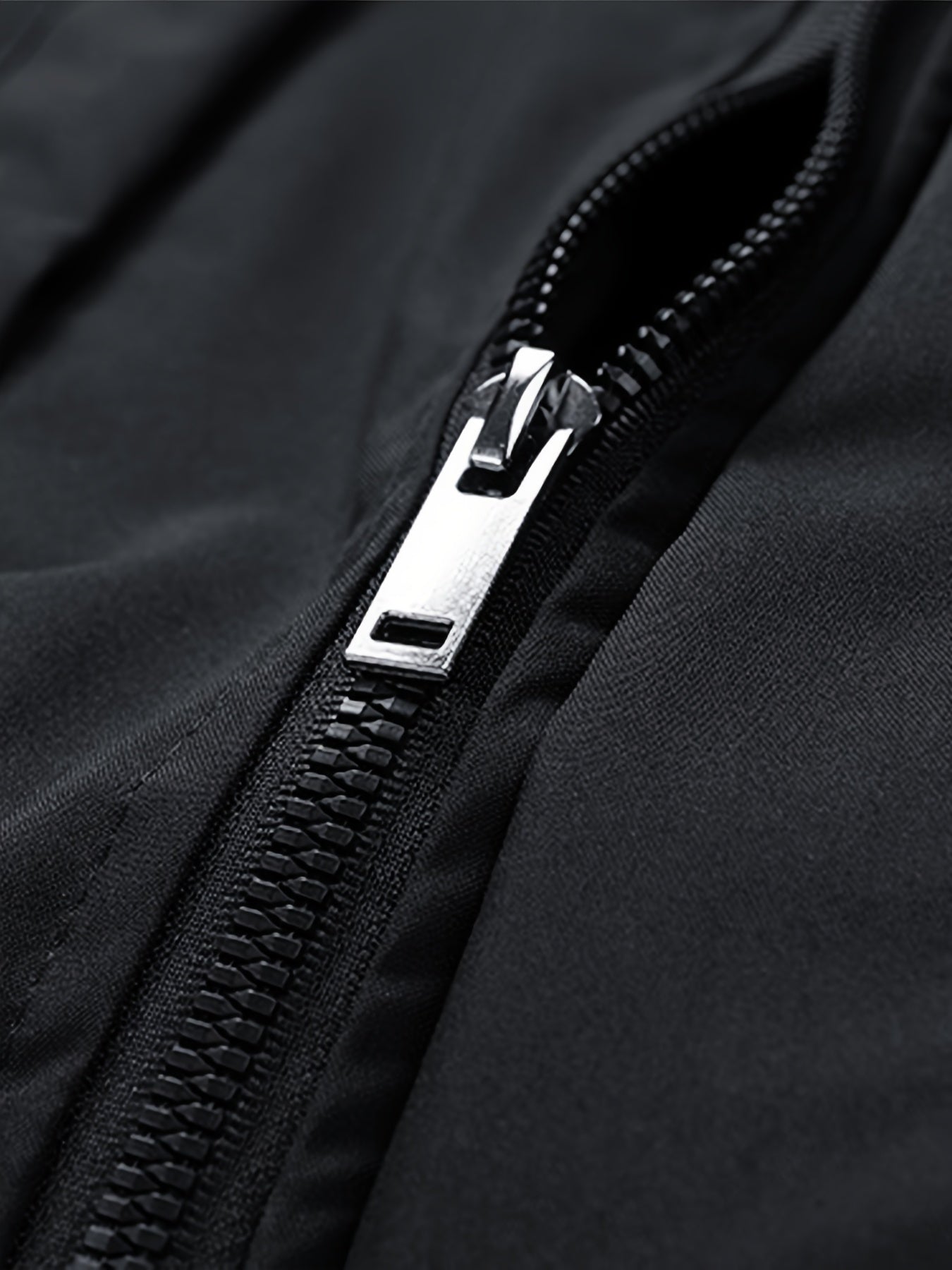 Softshell Jas Winddicht Met Meerdere Zakken