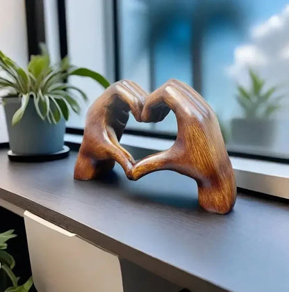 Houten Hart Beeldje – Handgemaakt Liefdessymbool als Decoratie of Cadeau