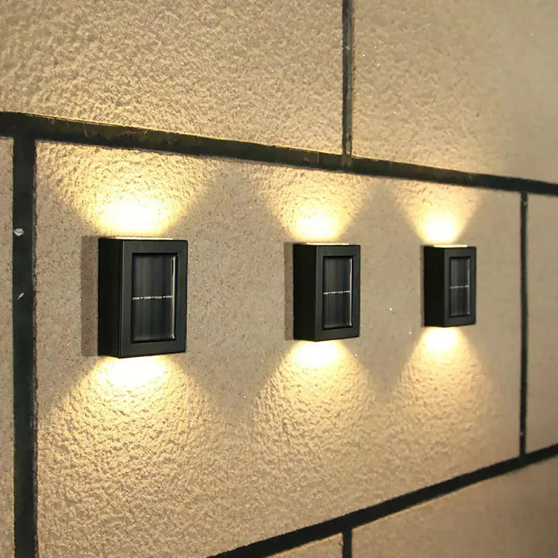 Zonne-energie Buitenwandlamp met Warmwit LED-Licht en IP44 Waterbestendigheid
