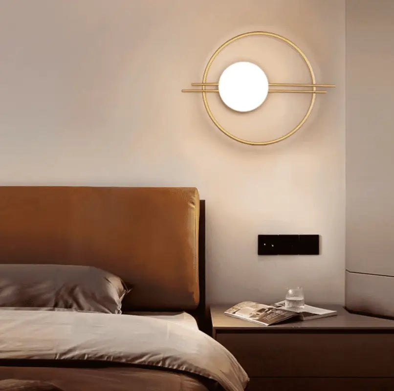 Wandlamp Bol Glas Industrieel Aluminium Zwart Goud 58cm