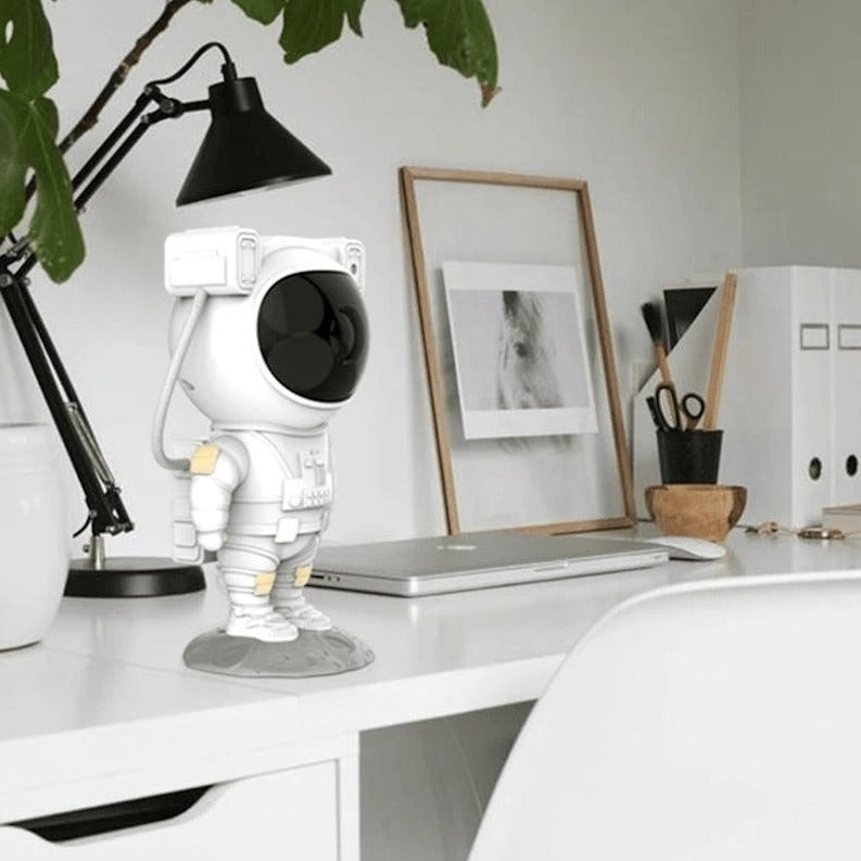 Astronaut Sterrenprojector LED Ruimtevaart Nachtlampje met Afstandsbediening en Timer