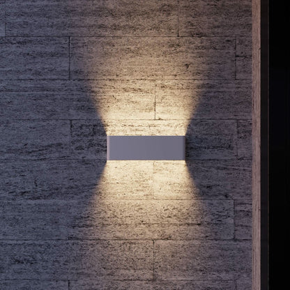 Minimalistische led wandlamp voor buiten en binnen met up-down licht