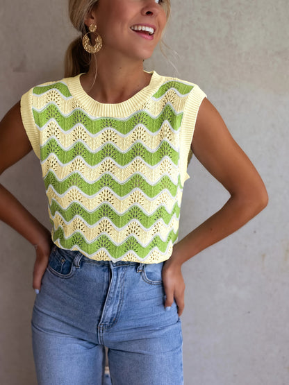 Dames Mouwloos Kabelgebreid Vest Met Contrasterende Halslijn