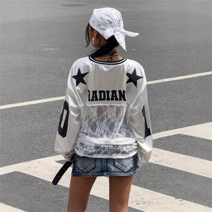Vrouwelijke Sport Top Met V-hals en Sportieve Print