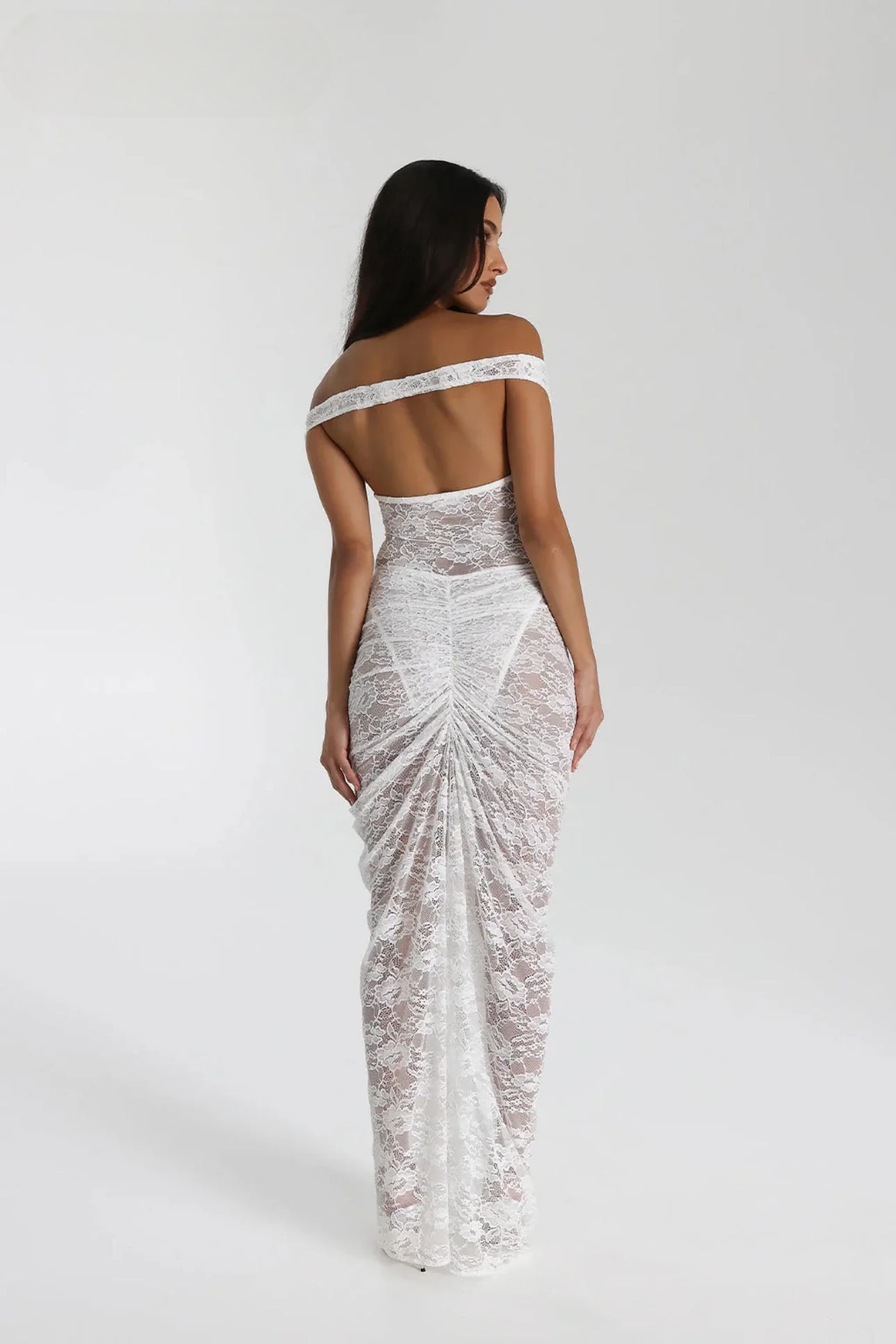 Midi Jurk van Kant - Elegante Luxe Jurk voor Vrouw