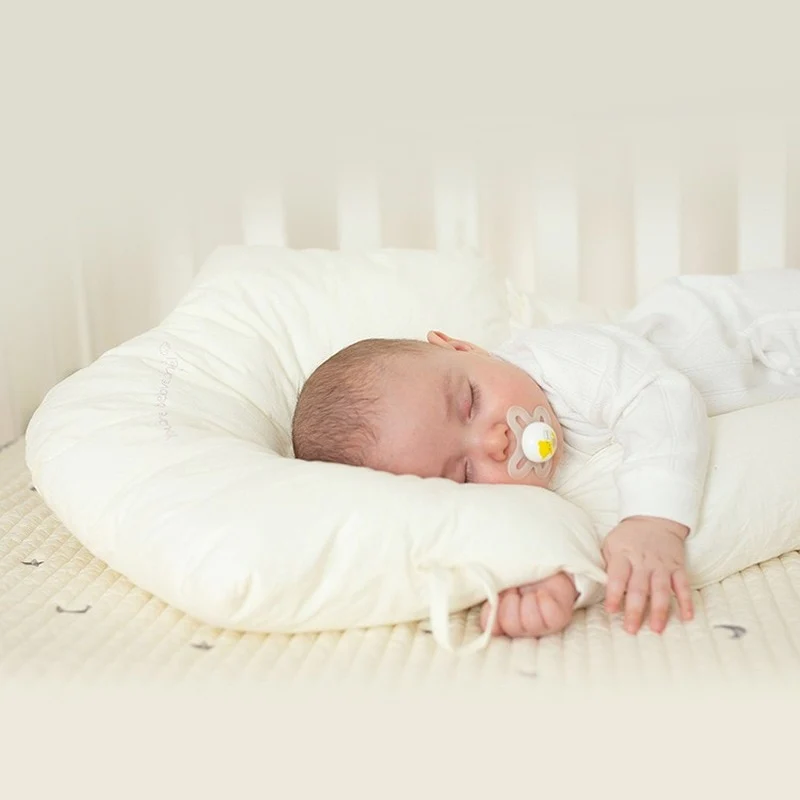 Hypoallergeen Babykussen met Ergonomische Ondersteuning voor Gezonde Slaap 0-2 Jaar