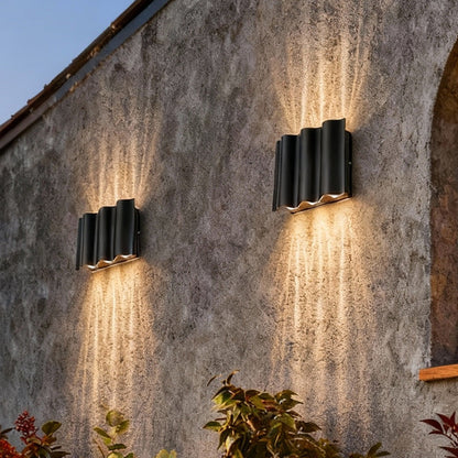 Moderne Golfvormige Up Down Buiten Wandlamp Met LED En IP54 Bescherming
