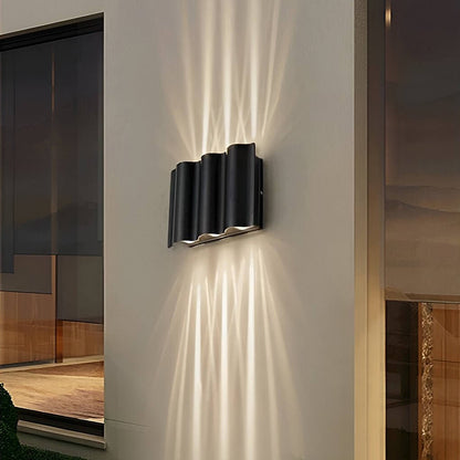 Moderne Golfvormige Up Down Buiten Wandlamp Met LED En IP54 Bescherming