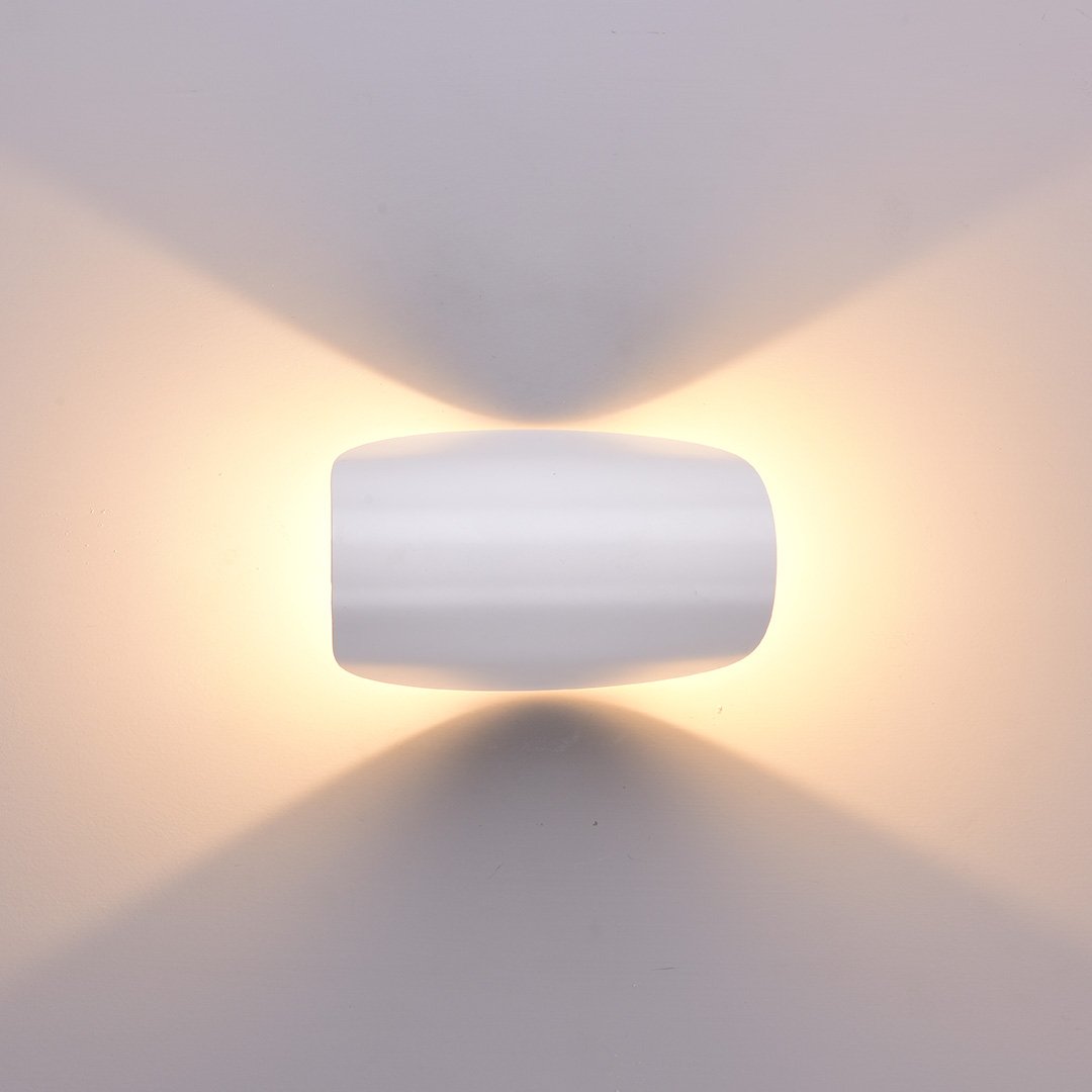 Draaibare LED-wandlamp met verstelbare metalen reflector voor modern interieur