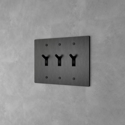 Luxe Messing Tuimelschakelaar Met Minimalistisch Design En Hoogwaardige Afwerking