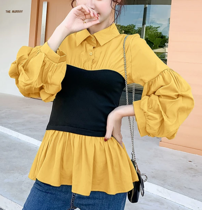 Vrouwelijke Blouse met Wijde Mouwen en Plooien - StudioMarella