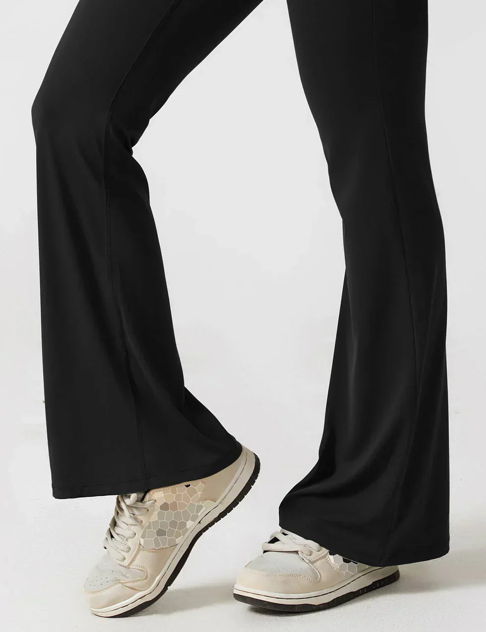 Jumpsuit met V-hals en wijde pijpen voor vrouwen