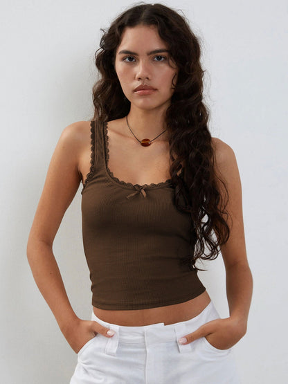 Vrouwelijke Tanktop met Kant en Ruffles Romantisch Design