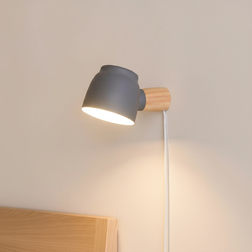 Oona Plug-in Wandlamp – Scandinavische Wandspot met Stekker – Flexibele Stijlverlichting voor Slaapkamer