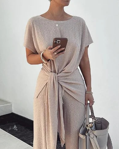 Vrouwelijke Asha Mode Set Stijlvol en Chic