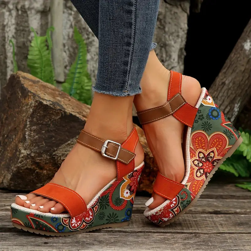 Dames Sandalen met Sleehak en Bloemenprint → Dames Schoenen Sandalen Sleehak Bloemenprint Zomer - StudioMarella