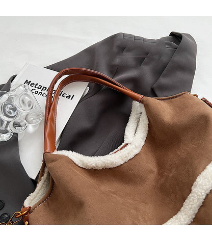Dames Suède Shopper Warm en Stijlvol Teddy Look