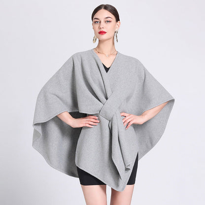 Dames Poncho Met Riem en Elegant Design
