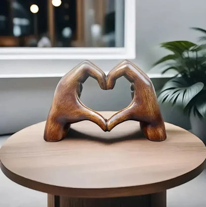 Houten Hart Beeldje – Handgemaakt Liefdessymbool als Decoratie of Cadeau