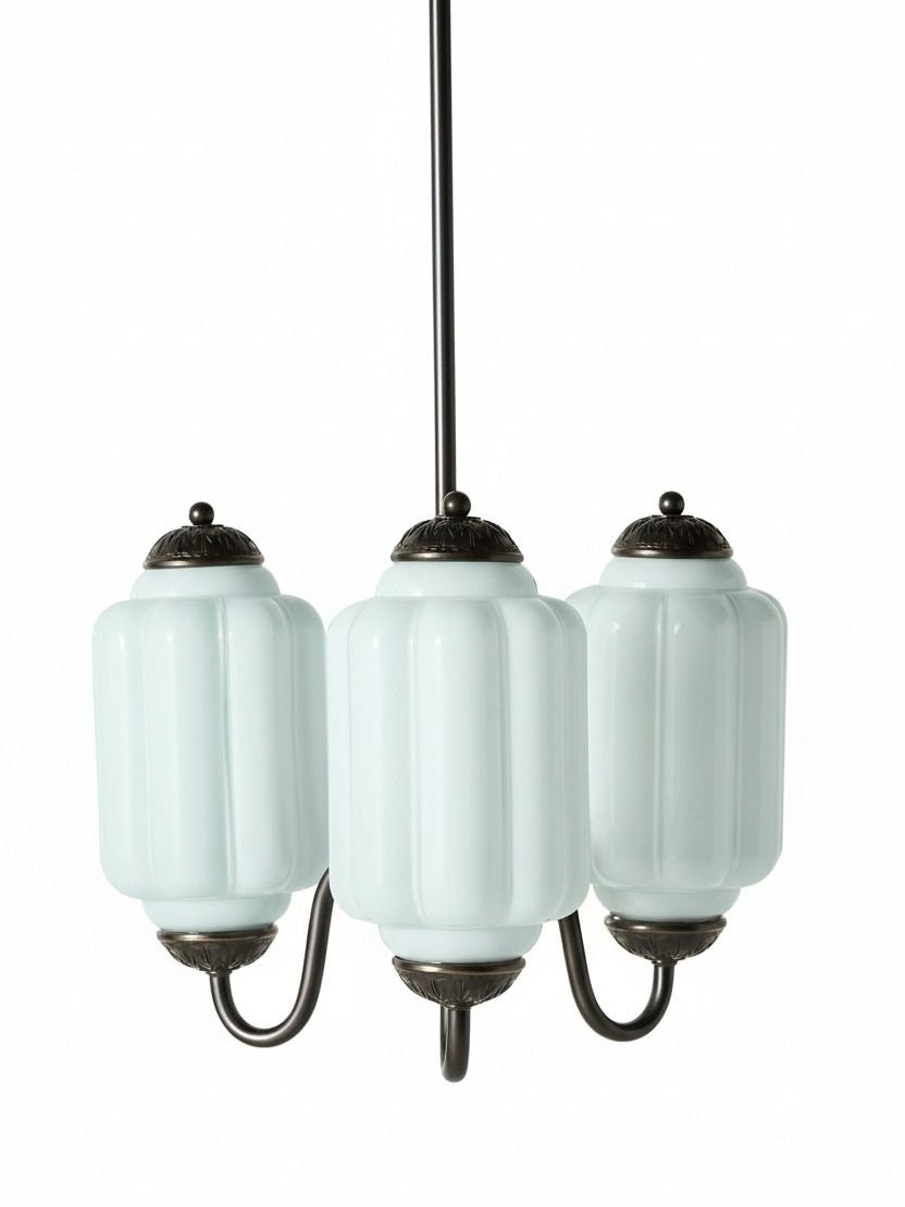 Melkglazen Kroonluchter Vintage Afwerking Tijdloze Elegantie Klassieke Verlichting voor Eetkamer Woonkamer
