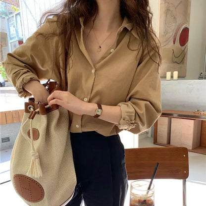 Dames Blouse van Satin met Knopen Elegante Pasvorm