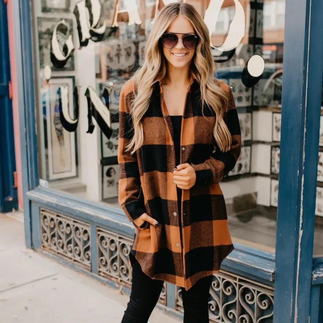 Cora- Modieus Geruit Overhemd in de kleur Oranje voor dames in stijl ideaal voor de herfst.