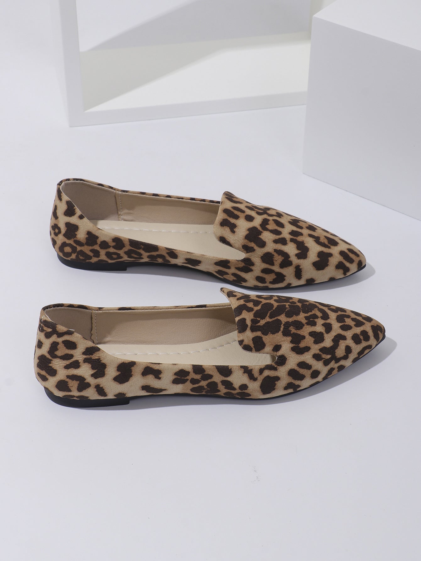 Dames Ballerina's Comfortabele Panterprint Puntneus Schoenen