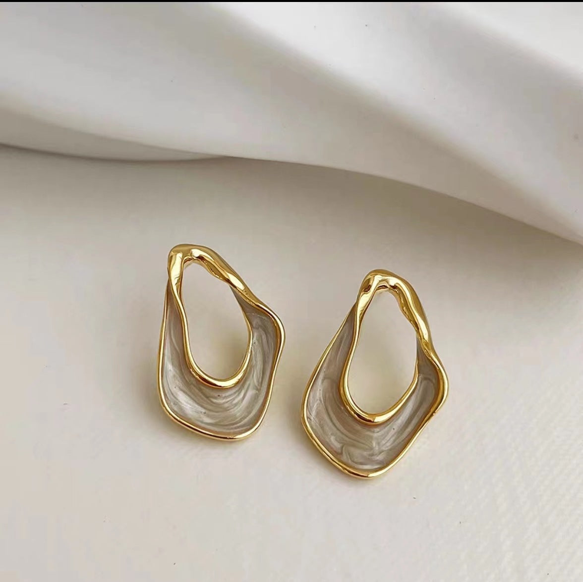 Dames Oorbellen Zilver Parel Elegante Gedraaid Design