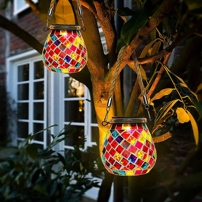 Solar Tuinlamp met Gekleurd Glas – Handgemaakte Lantaarn met Mozaïek Lichteffect voor Sfeervol Buitendecor