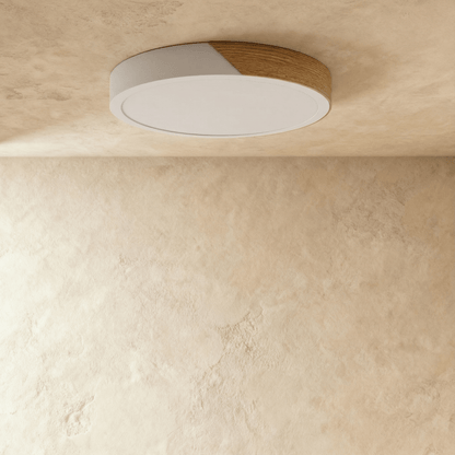 Minimalistische LED Plafondlamp Met Houten Accenten En Zachte Lichtverdeling