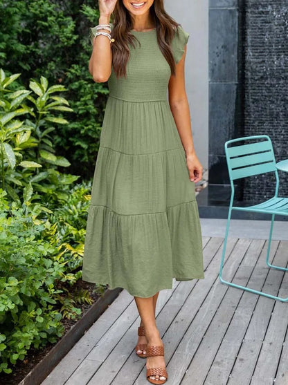 Vrouwelijke Zomerjurk met Ruches en Taille