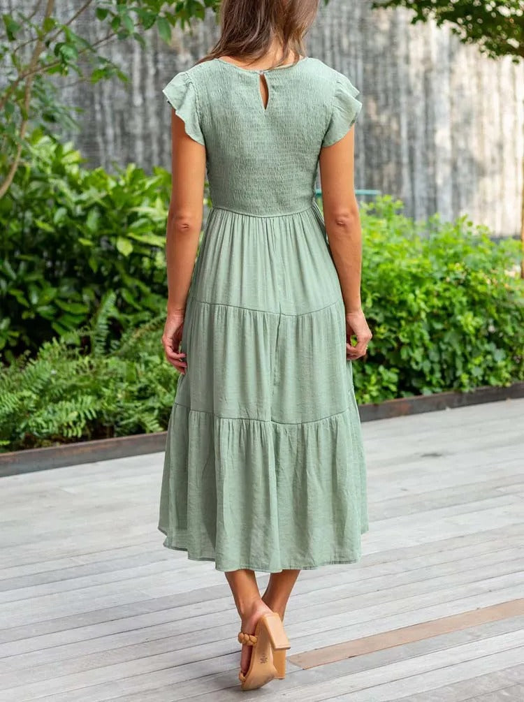 Vrouwelijke Zomerjurk met Ruches en Taille