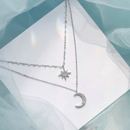 Dubbele Halsketting met Maan & Ster Hanger Zilverkleurig voor Romantische Elegantie