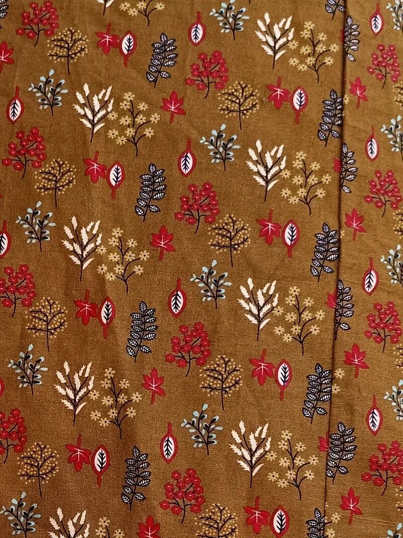 Vrouwelijke Zomerjurk van Katoen, Elegante en Comfortabele Lange Jurk