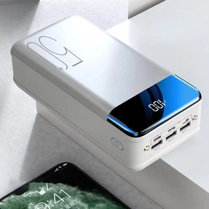 Draagbare Accu 50.000mAh Zwart Wit Snelladen Smartphones Tablets Laptops Powerbank Onderweg Reizen Meerdere Oplaadbeurten Universeel Noodstroom