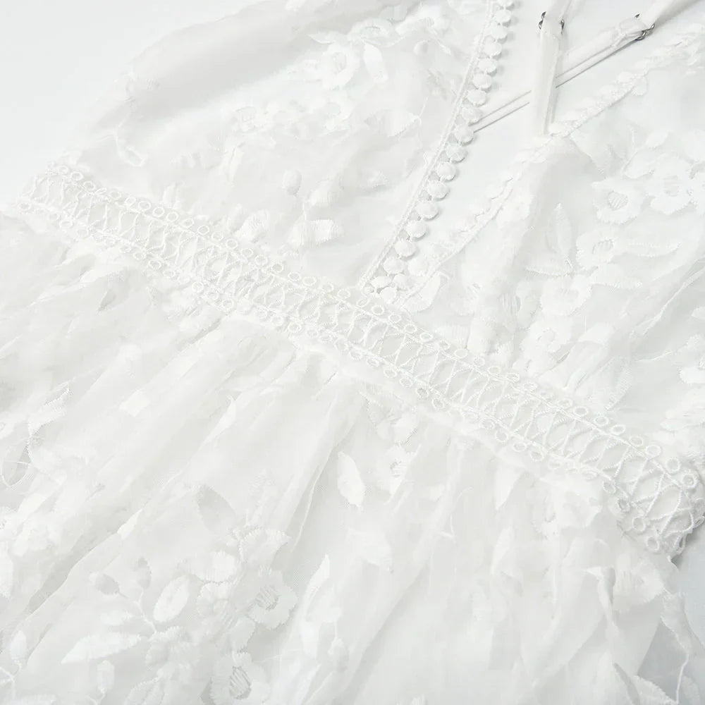 Witte Jurk met Kanten Details en Bloemen Motief