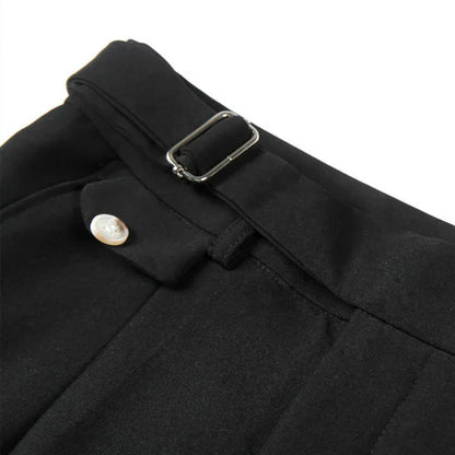 Dries | Korte broek met elegantie in de kleur Zwart voor heren in stijl ideaal voor de lente.