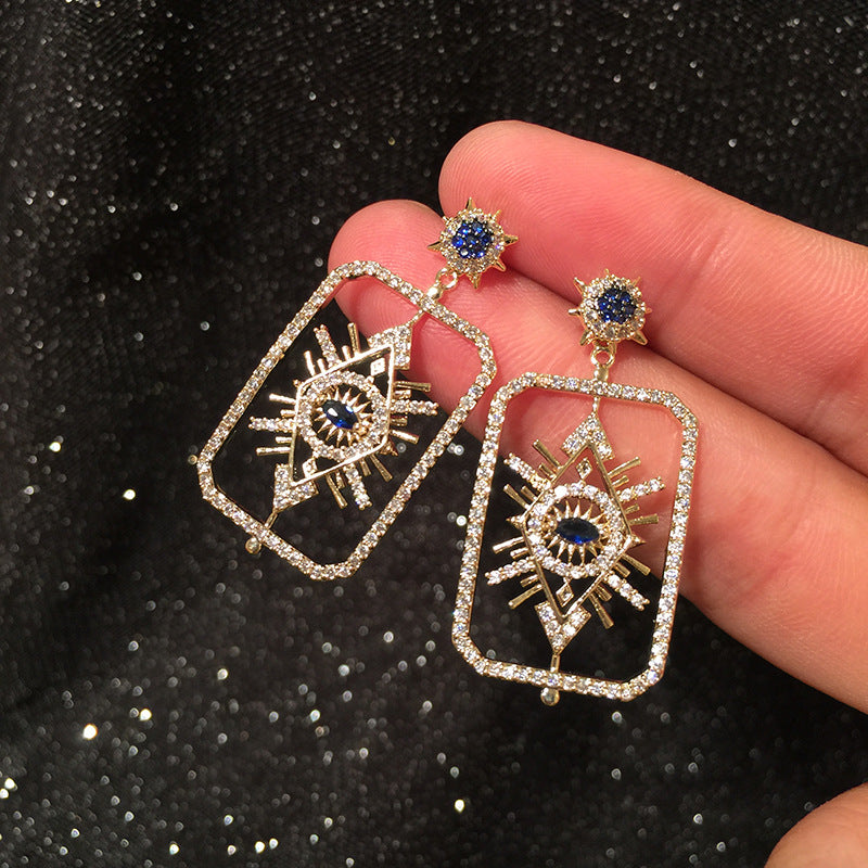 Dames Oorbellen Geometrisch met Oog Details → Dames Oorbellen Geometrisch met Ogen Zilver