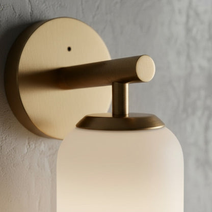 Glazen Wandlamp met Gouden of Zwarte Armatuur – Moderne Verlichtingstoevoeging