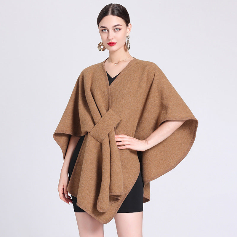 Dames Poncho Met Riem en Elegant Design