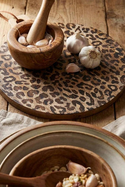 Houten Serveerplank Sapelehout Rond en Vierkant Scandinavisch Design voor Keuken en Tafel