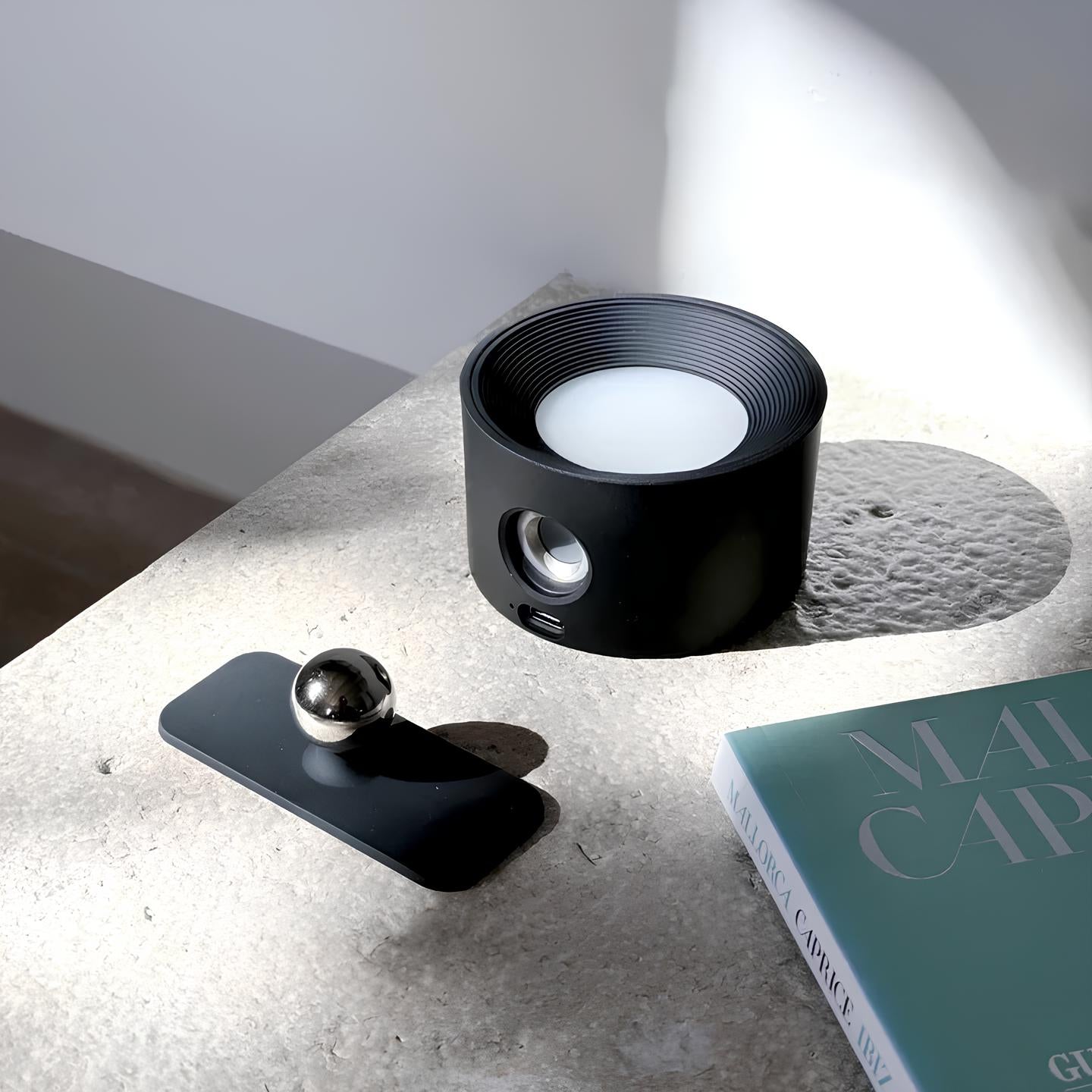 Draadloze Wandlamp Oplaadbaar & Dimbaar met 360° Rotatie – Compacte Touch-bediening Nachtlamp