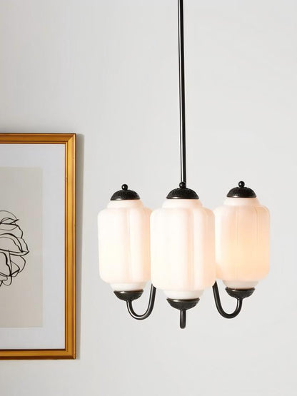 Melkglazen Kroonluchter Vintage Afwerking Tijdloze Elegantie Klassieke Verlichting voor Eetkamer Woonkamer