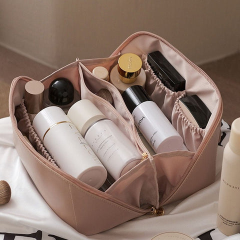 Elegante Make-up Tasje Zwarte Stof Ruim Inhoud