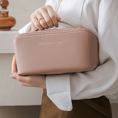 Elegante Make-up Tasje Zwarte Stof Ruim Inhoud