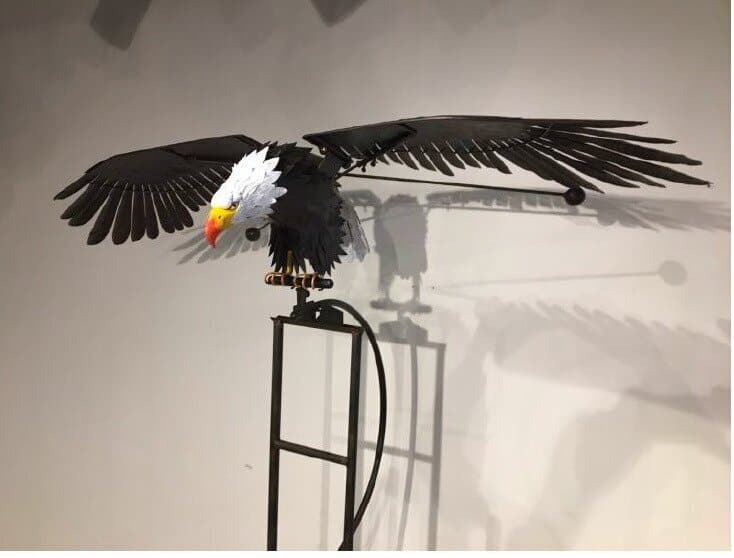 Metalen Vogel Windmolen Tuin Decoratie Weerbestendig Zilver Buiten Tuinornament Bewegende Vleugels Windspinner