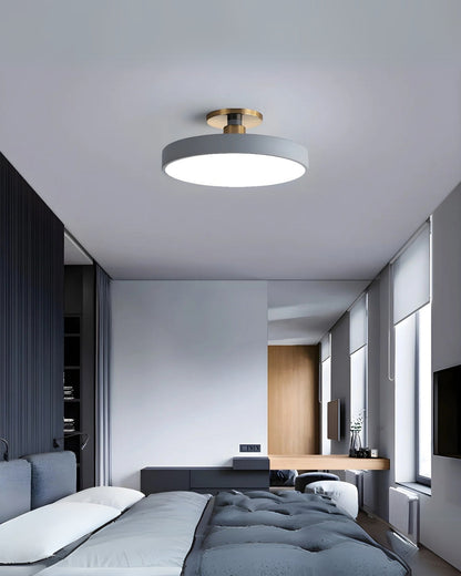 Moderne ronde plafondlamp met goud detail en acryl diffuser – minimalistische semi flush design verlichting voor woonkamer en slaapkamer
